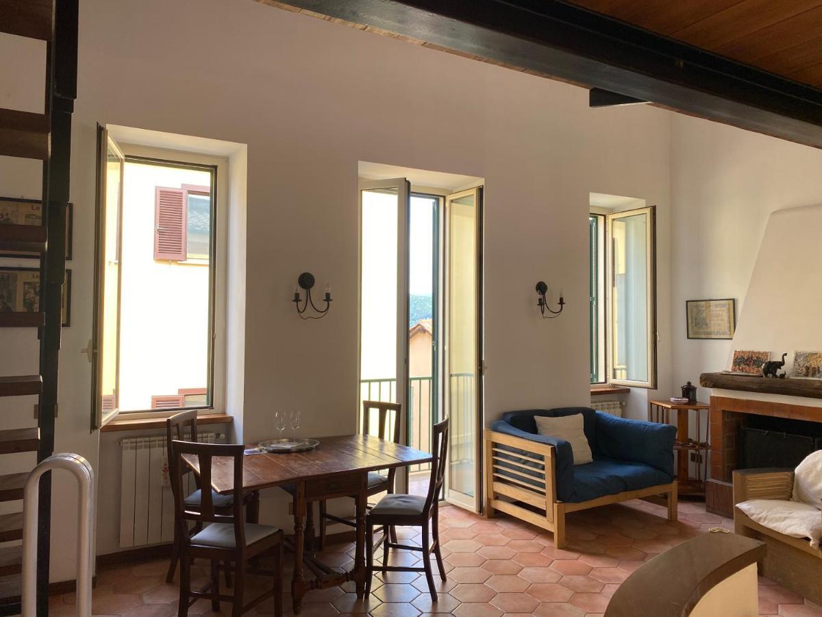카스텔간돌포 La Luce Del Borgo 아파트 외부 사진