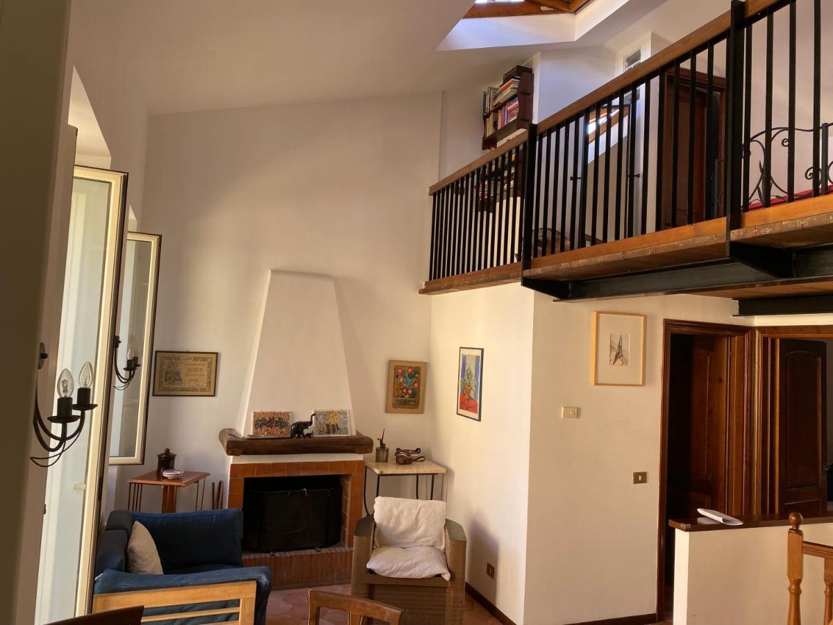 카스텔간돌포 La Luce Del Borgo 아파트 외부 사진